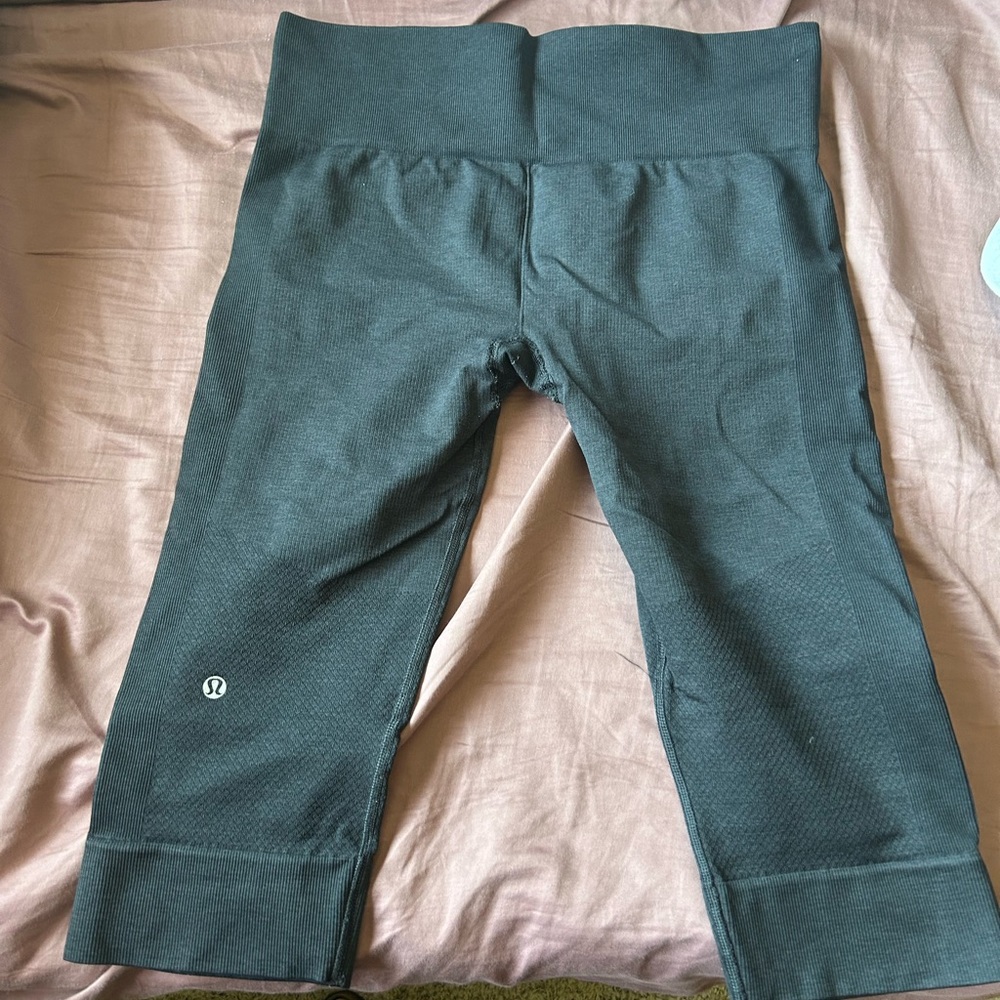 Lululemon cropped leggings